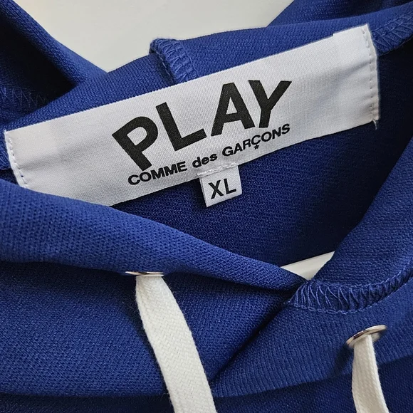 Comme des Garcons Blue Hoodie with Red Heart Patch - Picture 3 of 8